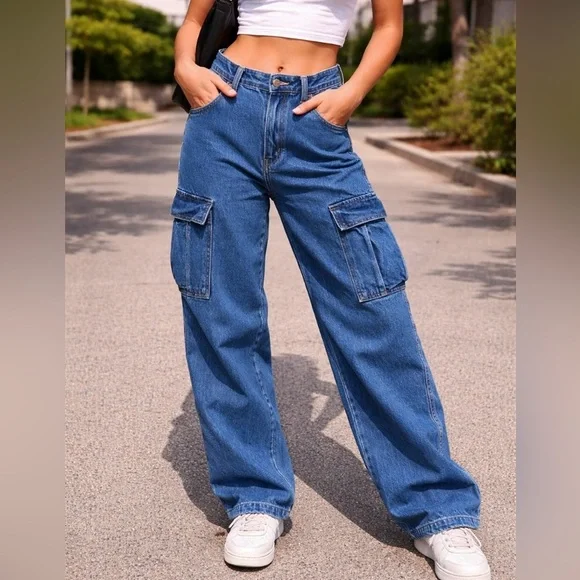 Vintage Levi's '94 Baggy Cargo Jeans Size 27 |90s Y2K Loose Fit Denim - Picture 2 of 7